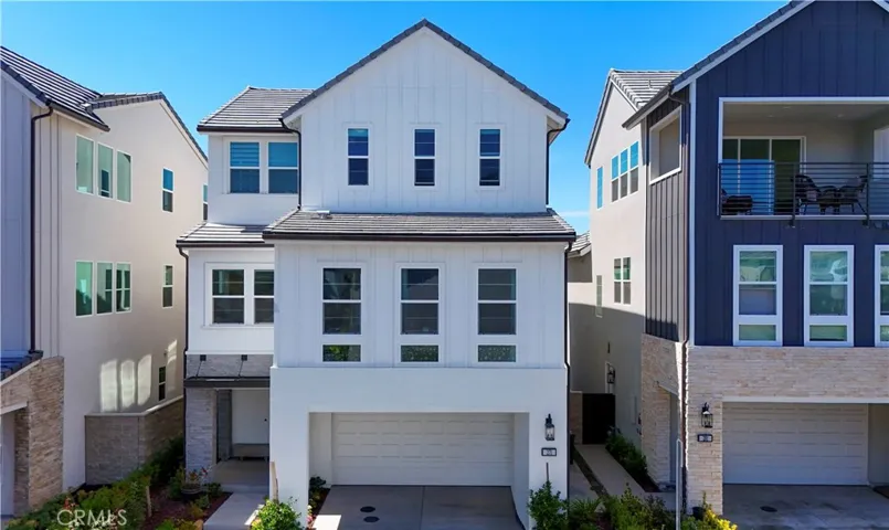271 Newton, Lake Forest, California 92630