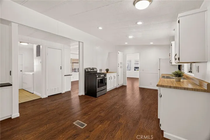 701 E Lassen 297, Chico, California 95973