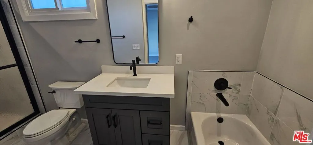 1227 S Holt Avenue 4, Los Angeles, California 90035