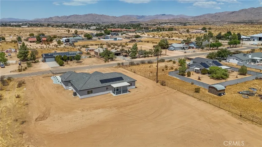 22819 Little Beaver Road, Apple Valley, California 92308