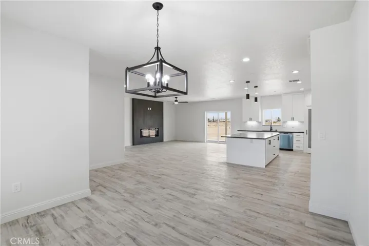 22819 Little Beaver Road, Apple Valley, California 92308