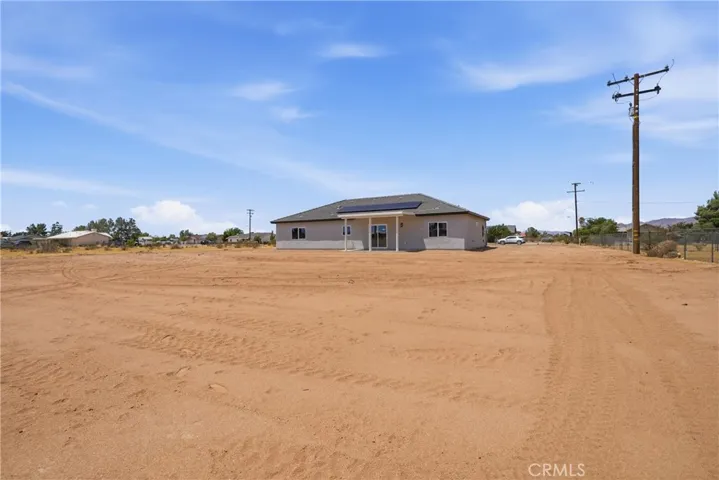 22819 Little Beaver Road, Apple Valley, California 92308