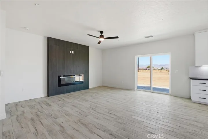 22819 Little Beaver Road, Apple Valley, California 92308