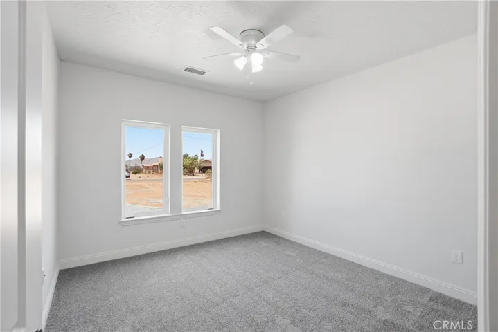 22819 Little Beaver Road, Apple Valley, California 92308
