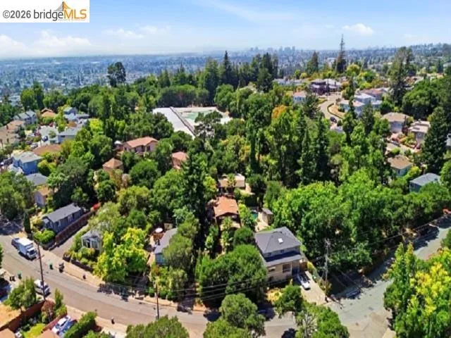 4105 Gregory St, Oakland, California 94619