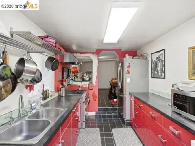 4105 Gregory St, Oakland, California 94619