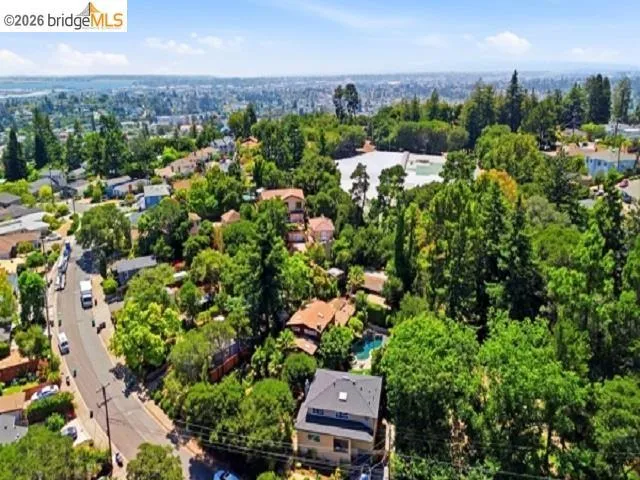 4105 Gregory St, Oakland, California 94619