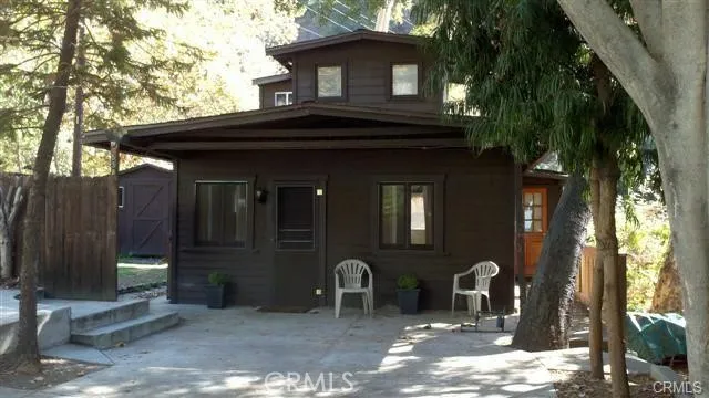 538 Brookside Lane, Sierra Madre, California 91024