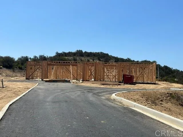1710 Hampton Glen, Escondido, California 92026