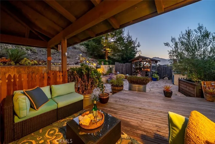 2072 Royal Way, San Luis Obispo, California 93405