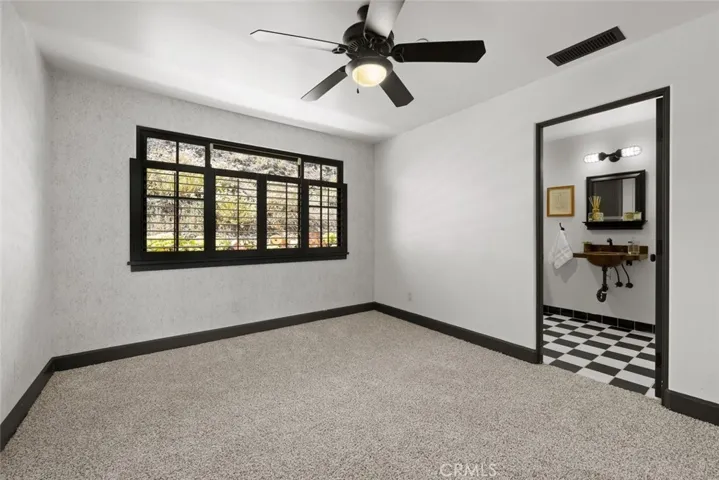 2072 Royal Way, San Luis Obispo, California 93405