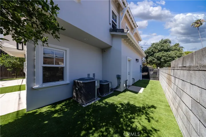 134 S Greenwood, Pasadena, California 91107