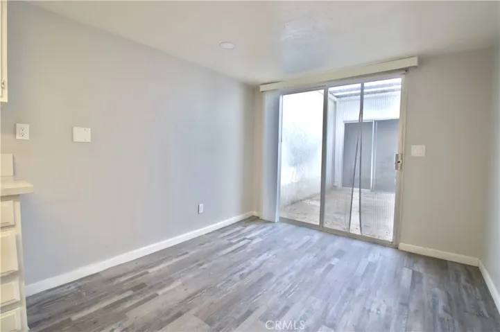 16465 Green Tree, Victorville, California 92395