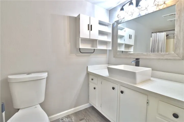 16465 Green Tree, Victorville, California 92395