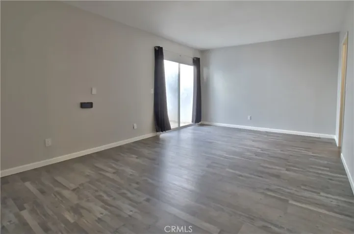 16465 Green Tree, Victorville, California 92395