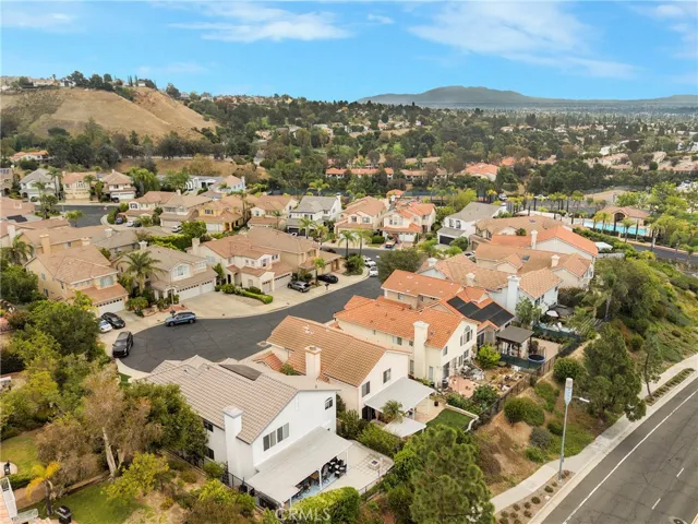 19784 Yosemite Circle, Porter Ranch, California 91326