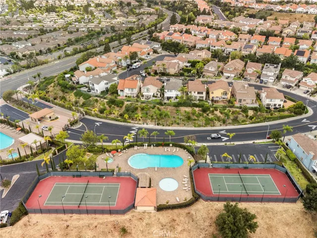 19784 Yosemite Circle, Porter Ranch, California 91326