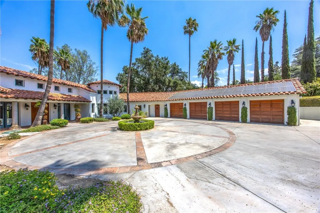 530 W Sunset, Redlands, California 92373 — photo 5