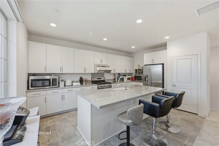 7022 Calla Lily 3, Fontana, California 92336