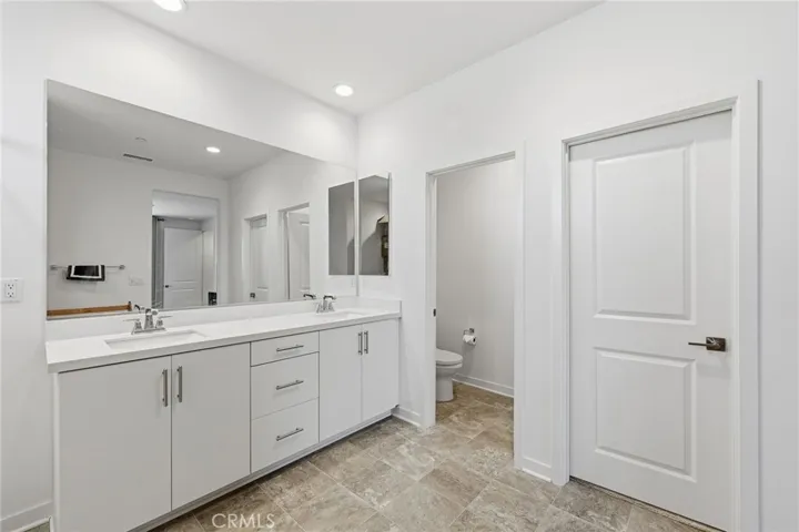 7022 Calla Lily 3, Fontana, California 92336