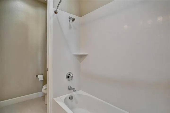 1991 Barcenilla Lane, Pleasanton, California 94588