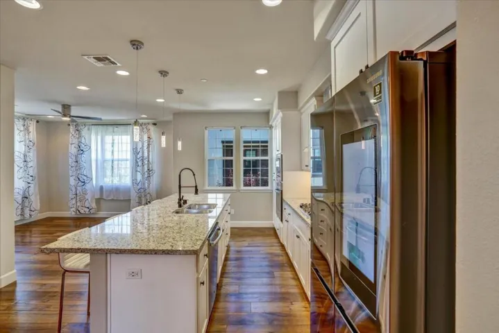 1991 Barcenilla Lane, Pleasanton, California 94588
