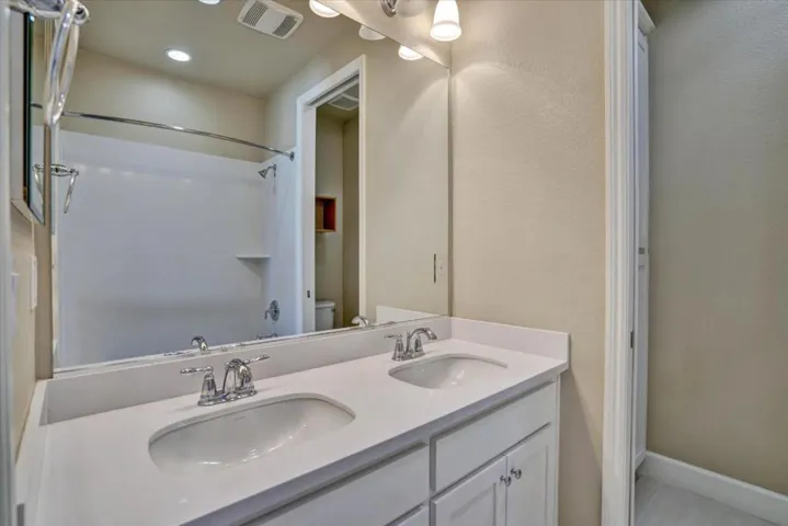 1991 Barcenilla Lane, Pleasanton, California 94588