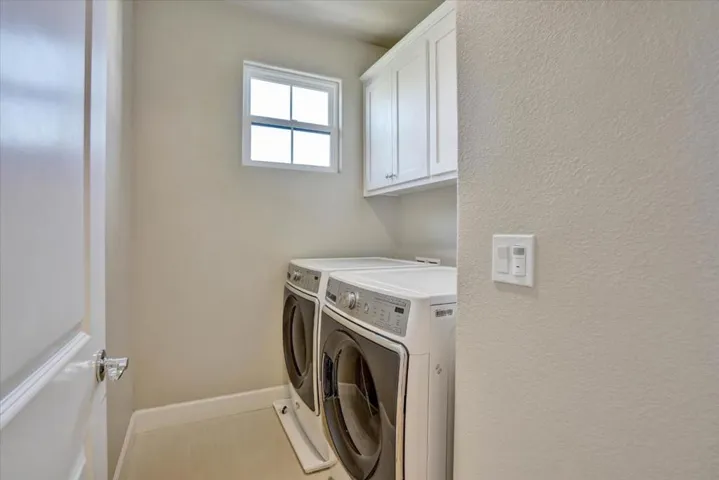 1991 Barcenilla Lane, Pleasanton, California 94588
