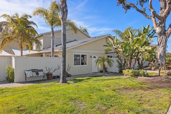 1834 Eastwood Lave, Encinitas, California 92024