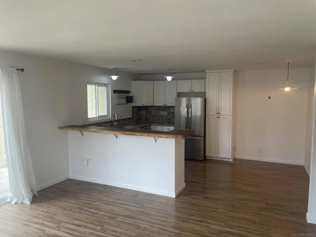 1834 Eastwood Lave, Encinitas, California 92024