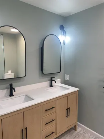 1834 Eastwood Lave, Encinitas, California 92024
