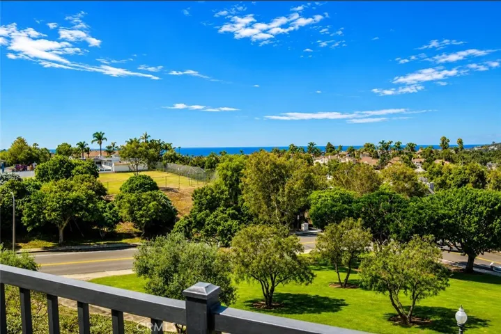 27 Bawley, Laguna Niguel, California 92677