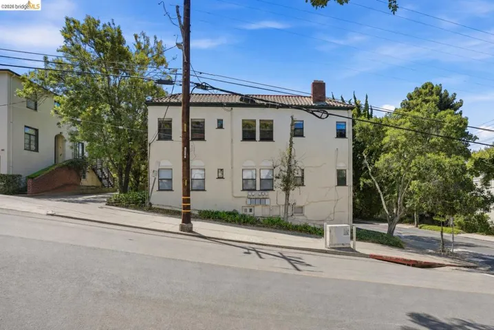2522 Hilgard Ave, Berkeley, California 94709