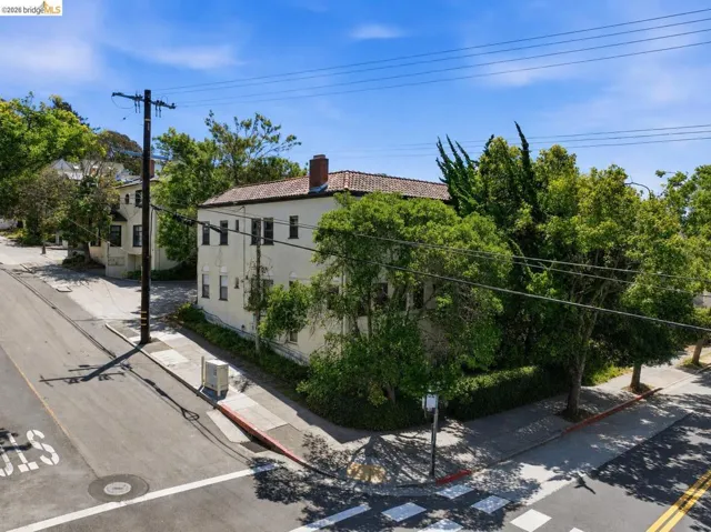 2522 Hilgard Ave, Berkeley, California 94709