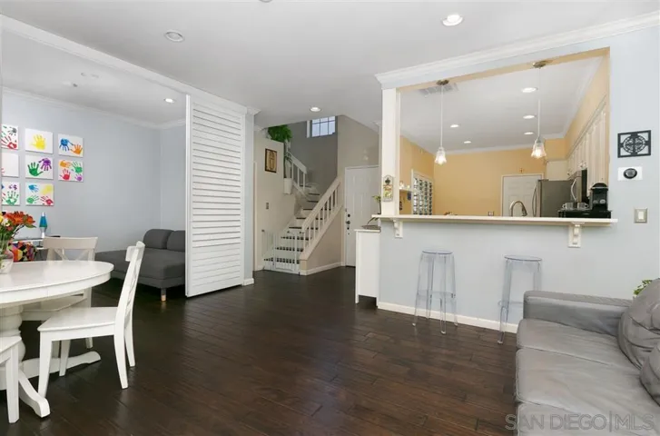1334 Kibbings, San Diego, California 92130