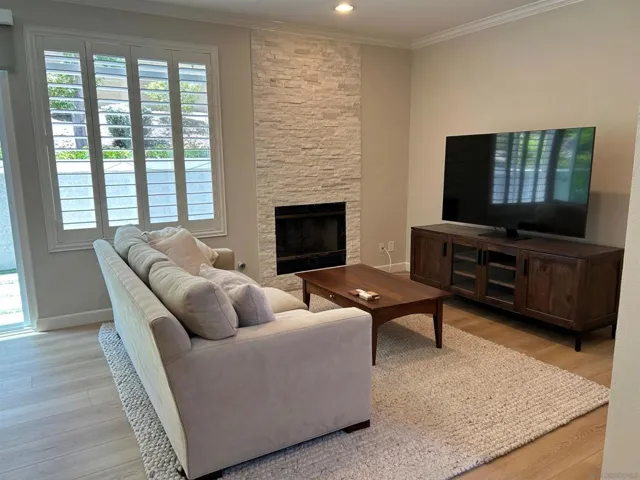 1334 Kibbings, San Diego, California 92130