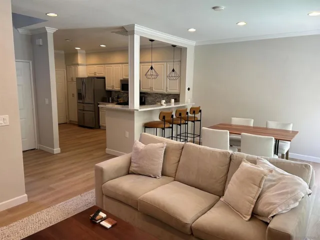 1334 Kibbings, San Diego, California 92130