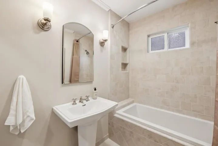 414 Laurel Avenue, Menlo Park, California 94025