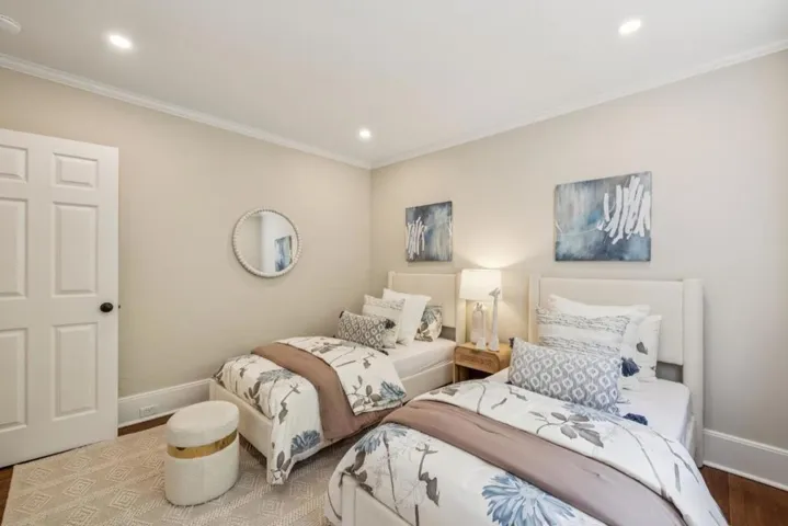 414 Laurel Avenue, Menlo Park, California 94025