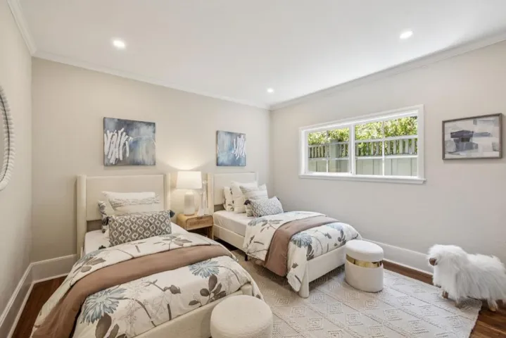 414 Laurel Avenue, Menlo Park, California 94025