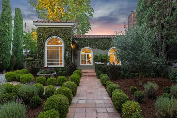 414 Laurel Avenue, Menlo Park, California 94025