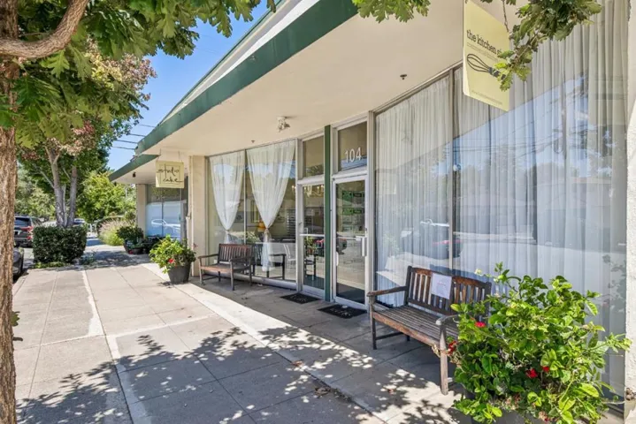 414 Laurel Avenue, Menlo Park, California 94025