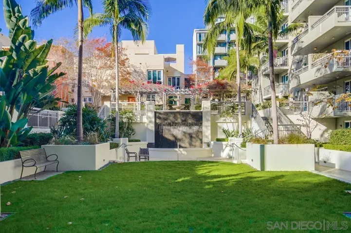 300 W Beech 608, San Diego, California 92101