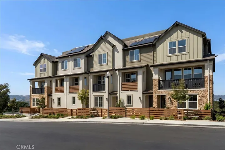 768 N Orange Street, La Habra, California 90631