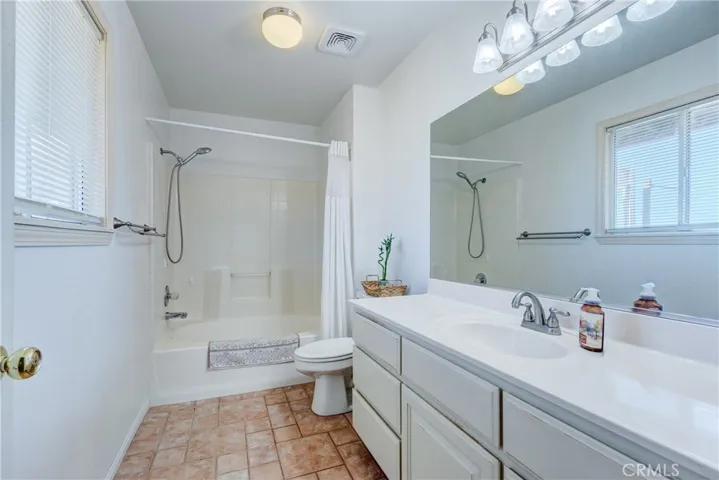 8650 Cowberry, Phelan, California 92371