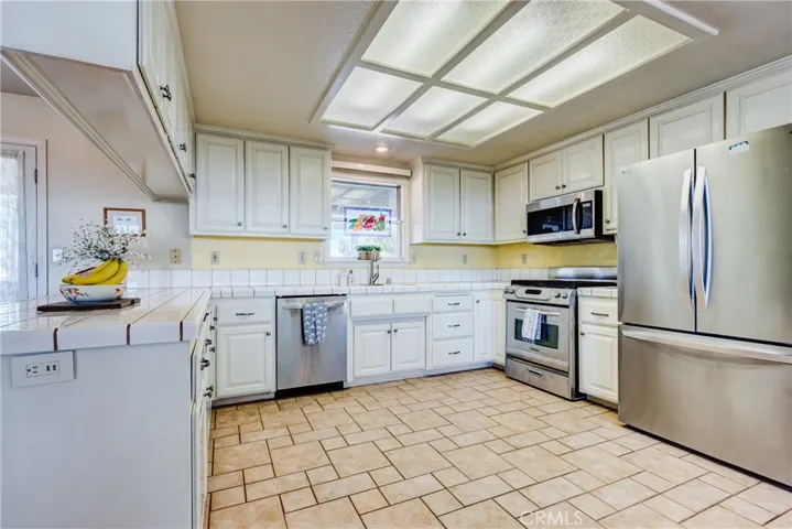8650 Cowberry, Phelan, California 92371