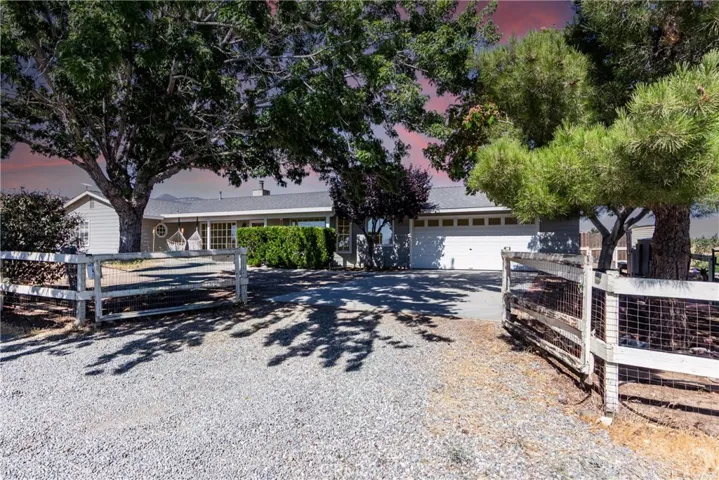 8650 Cowberry, Phelan, California 92371