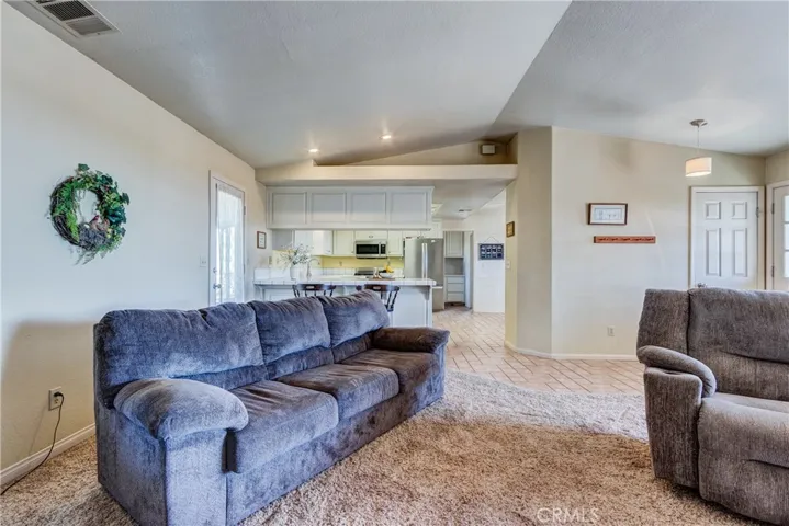 8650 Cowberry, Phelan, California 92371