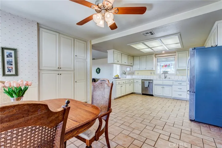 8650 Cowberry, Phelan, California 92371