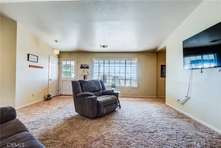 8650 Cowberry, Phelan, California 92371